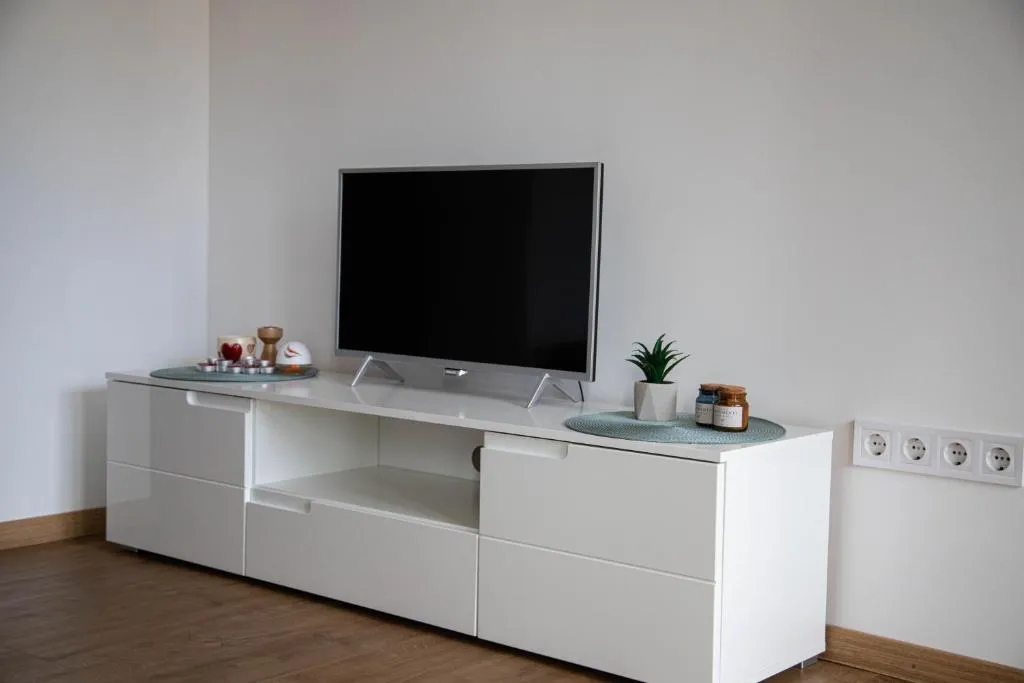 Flat Margaret TV állvány részlet